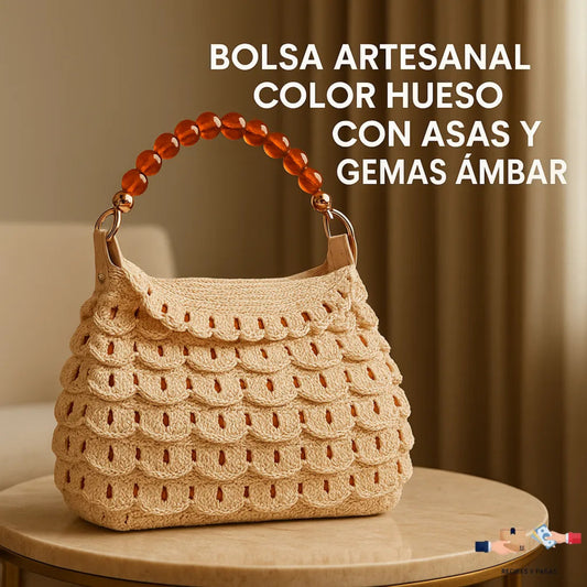 Bolsa artesanal color hueso, con asas y gemas ámbar, hecha en México.