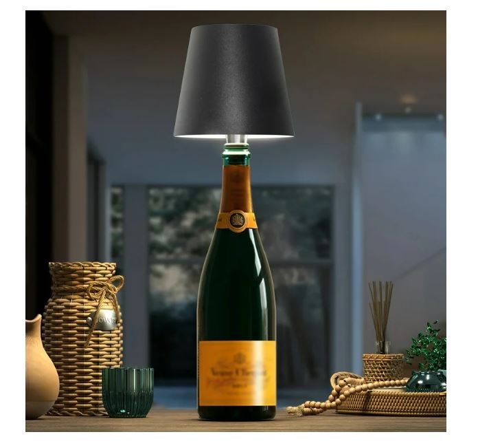 Lámpara portátil para botella de vino, regulable 360°, terraza o patio.